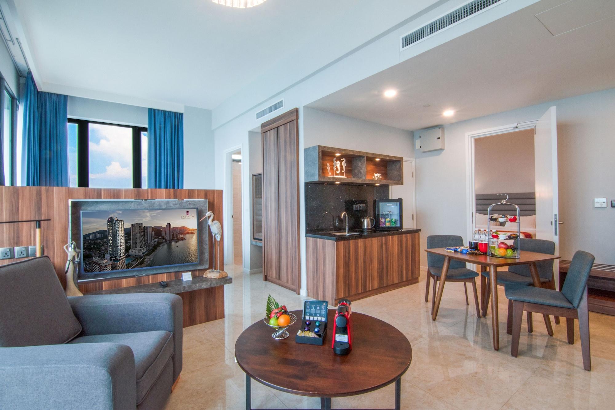 Hompton Hotel By The Beach George Town Dış mekan fotoğraf