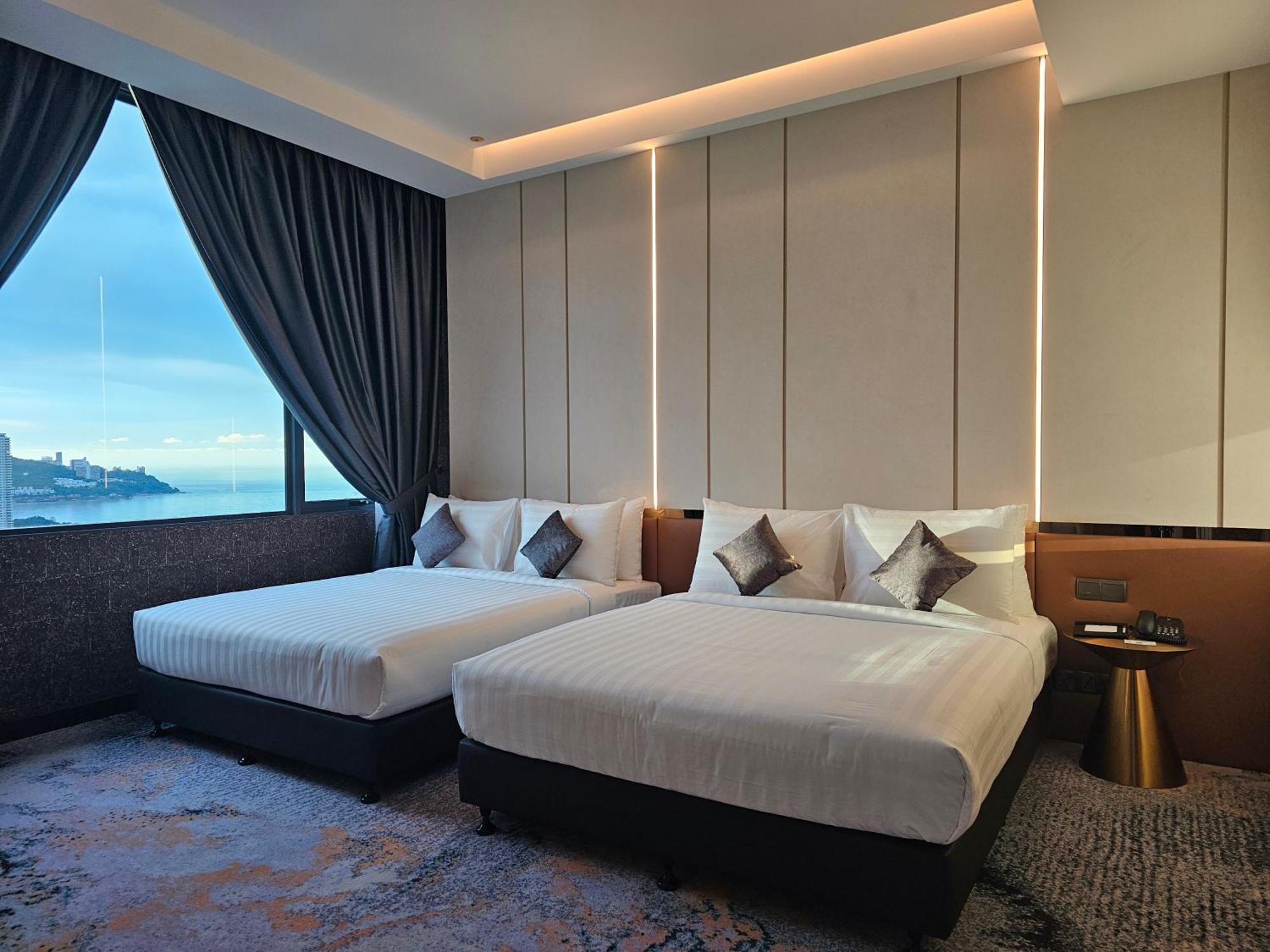 Hompton Hotel By The Beach George Town Dış mekan fotoğraf