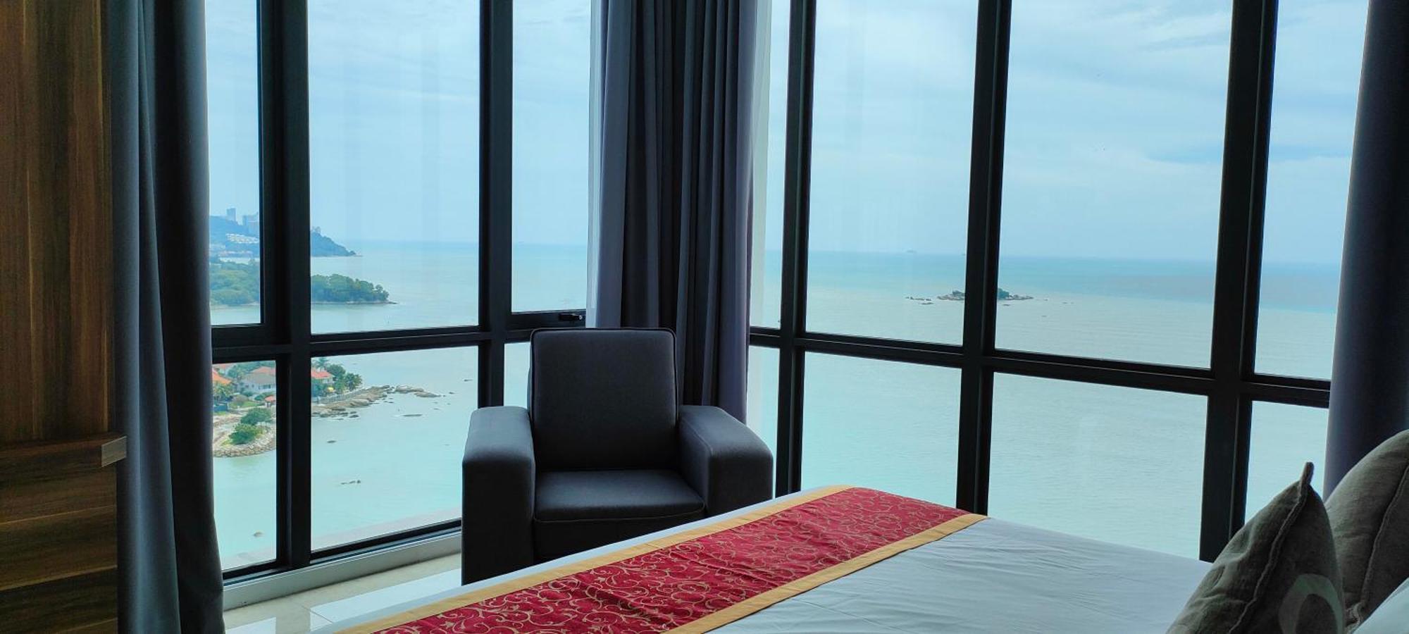 Hompton Hotel By The Beach George Town Oda fotoğraf